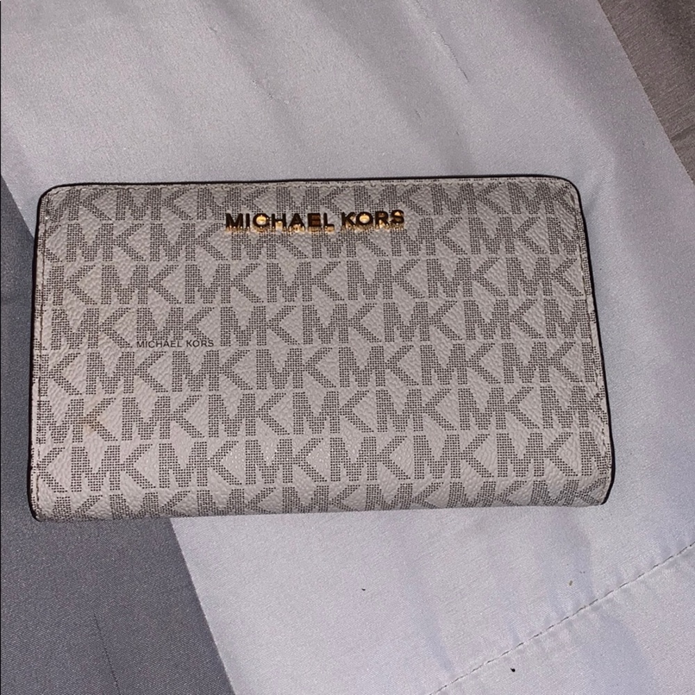 🌸Michael kors wallet 🌸